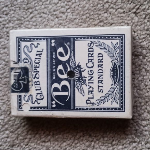 Historic Caesar's Palace VC casino Playing Cards with $1 Casino Chip - Picture 3 of 8